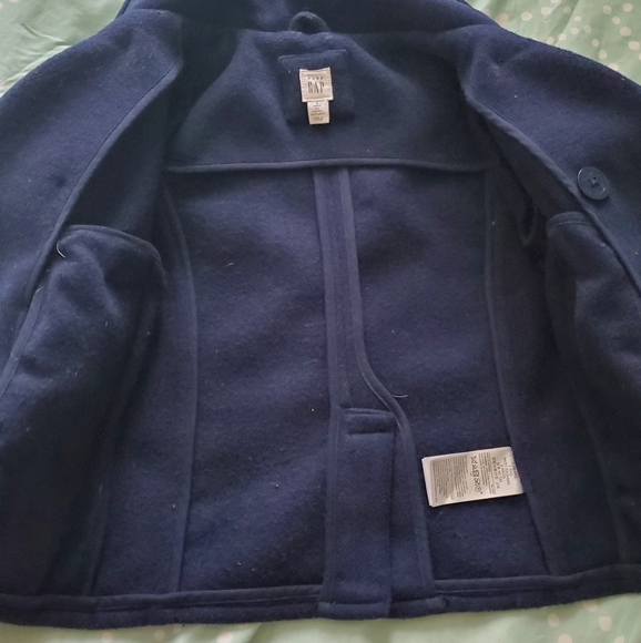 Gap 2 year old boy - Picture 3 of 4